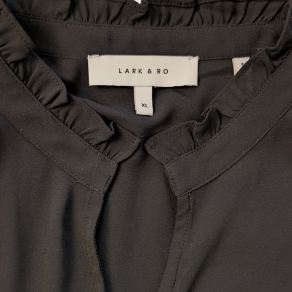 Lark & Ro Women's Georgette Half Sleeve Ruffle Neck Woven Blouse Black Size XL - Picture 2 of 4